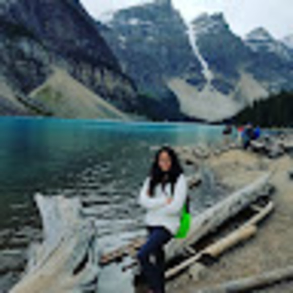 Meet your Posher, Sabrina - Picture 1 of 1